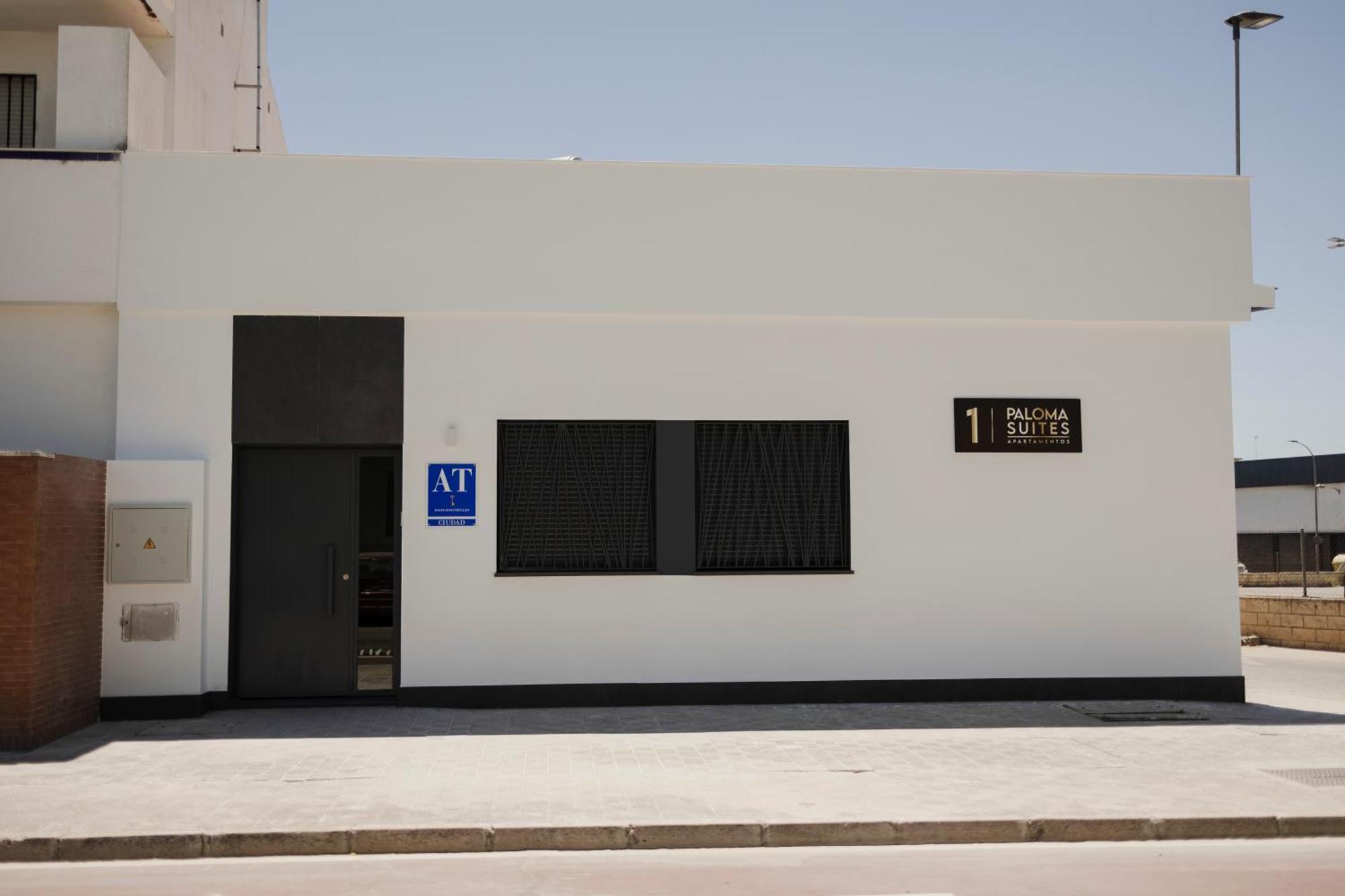 Paloma Suites Utrera Exterior photo