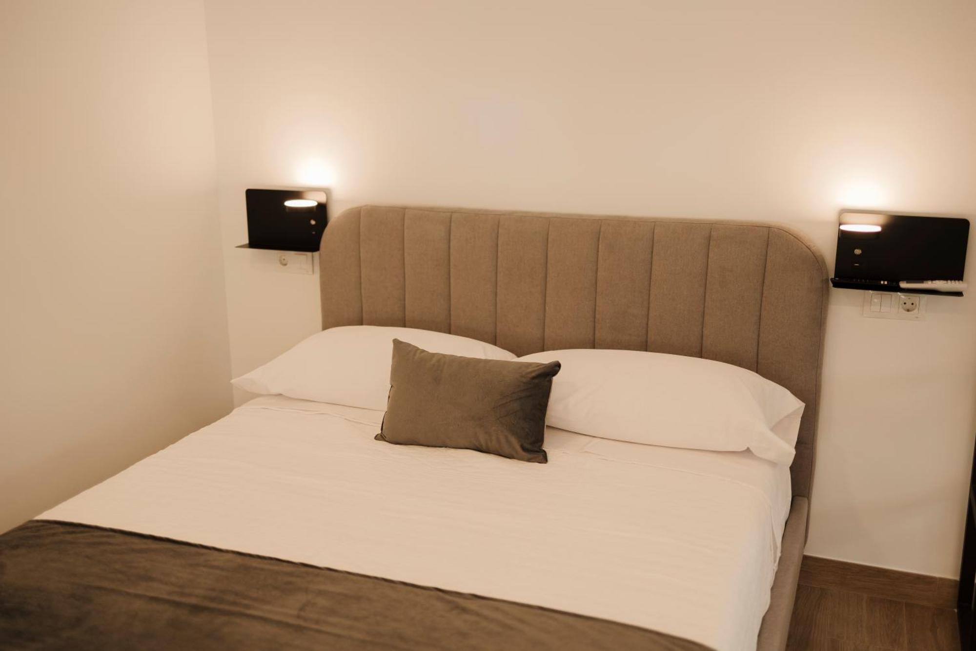 Paloma Suites Utrera Exterior photo